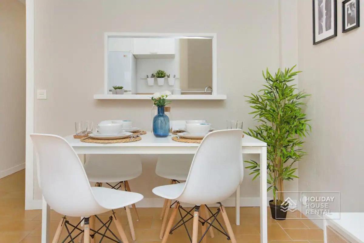 Cosy 3-Bedroom Apartment For 6-8 People Just 50M From The Beach Salou Kültér fotó